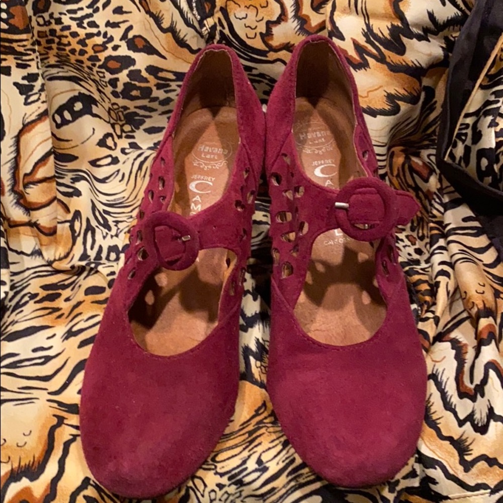 Suede shoes used